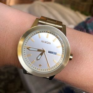 Nixon the spur women’s watch champagne gold rare